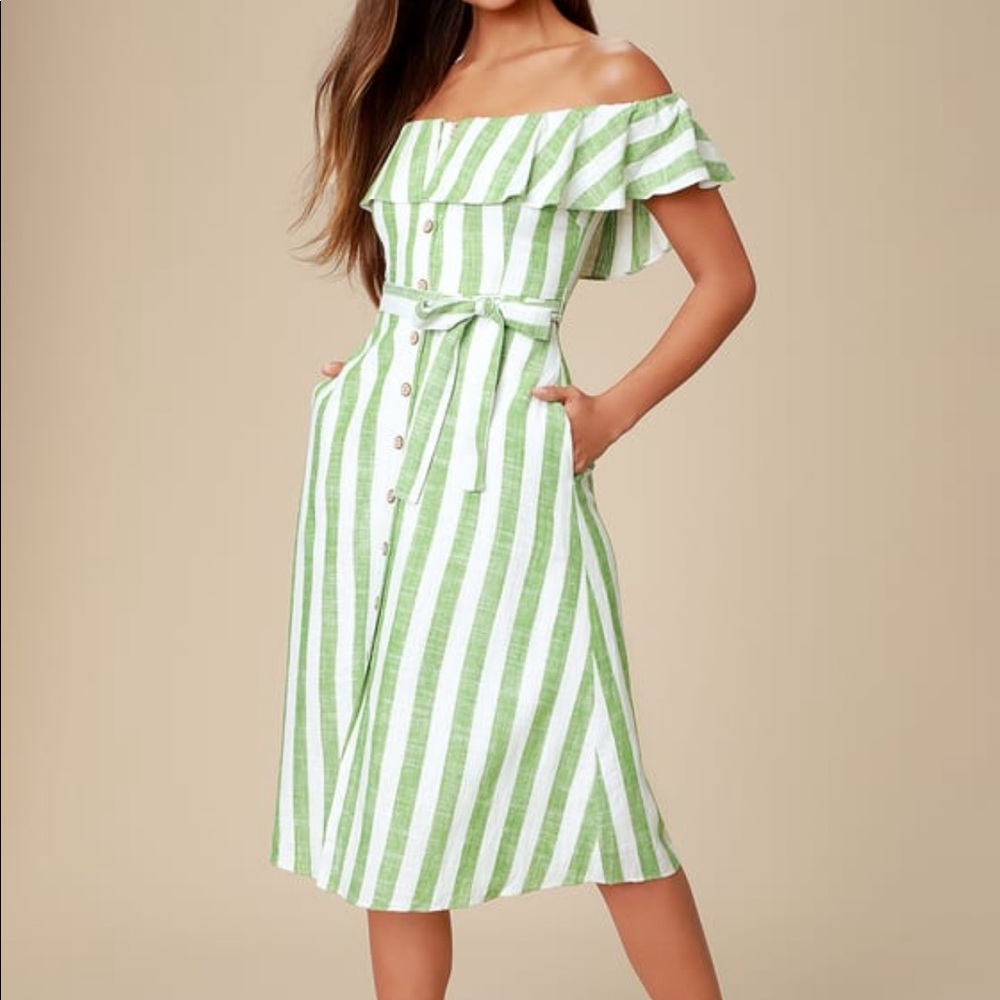 Sunny Days Striped Off-the-Shoulder Dress in L-NWT
